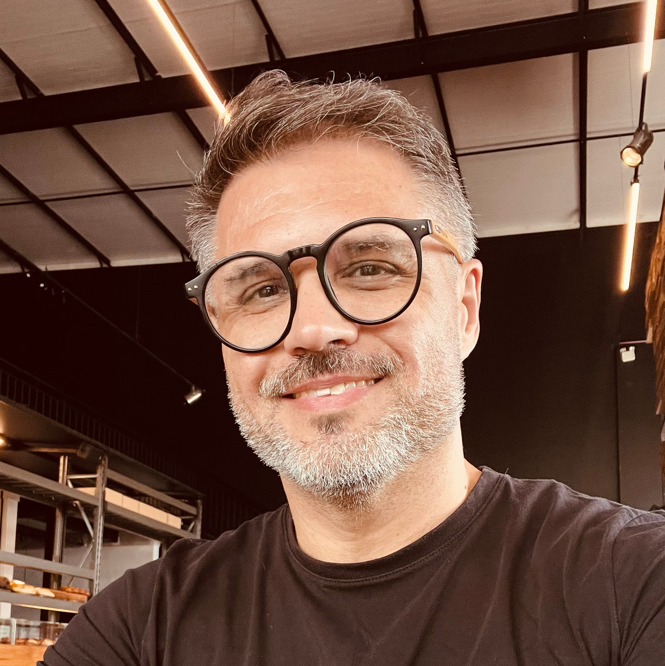 RAFAEL CARVALHO